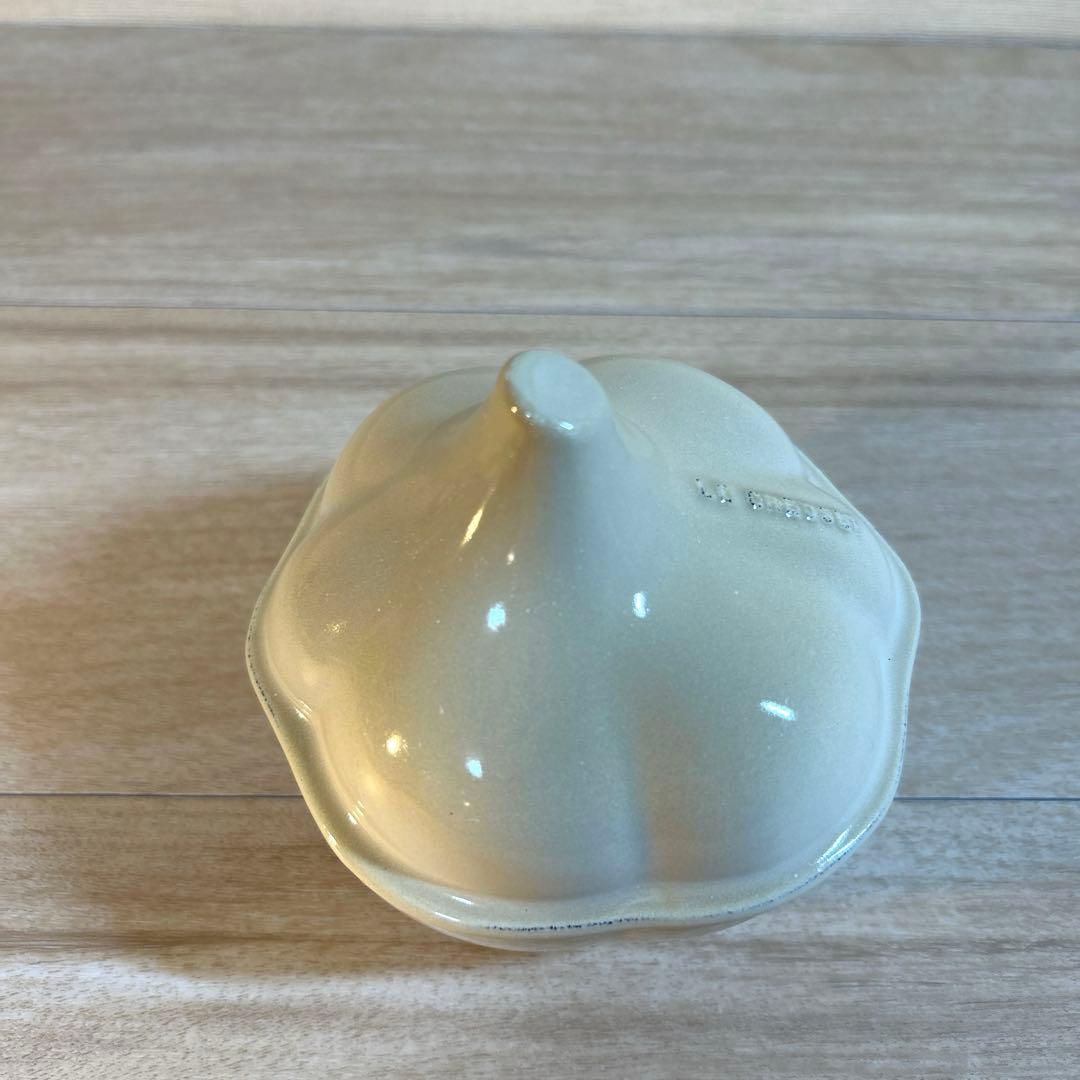 ルクルーゼ　ミニ・ガーリック・ココット　ホーロー　鍋　小鍋　鋳物　11cm