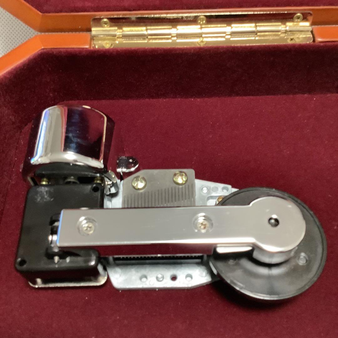 日本電産サンキョー　ディスクオルゴール　22弁　ディスク10枚．ＡＣアダプター付