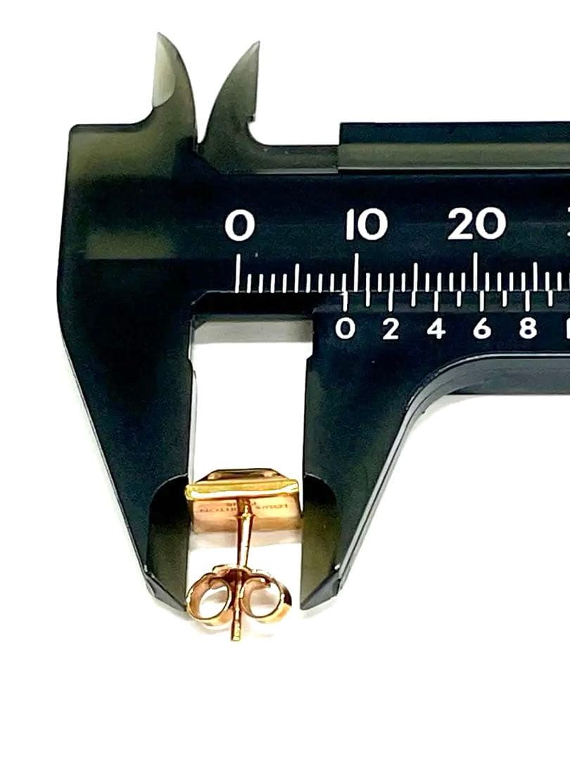 専用　　正規品LOUIS VUITTON ピュッス・ナノグラムテニスピアス　片方