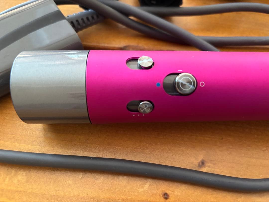 ● ダイソン エアラップHS05 ヘアスタイラー