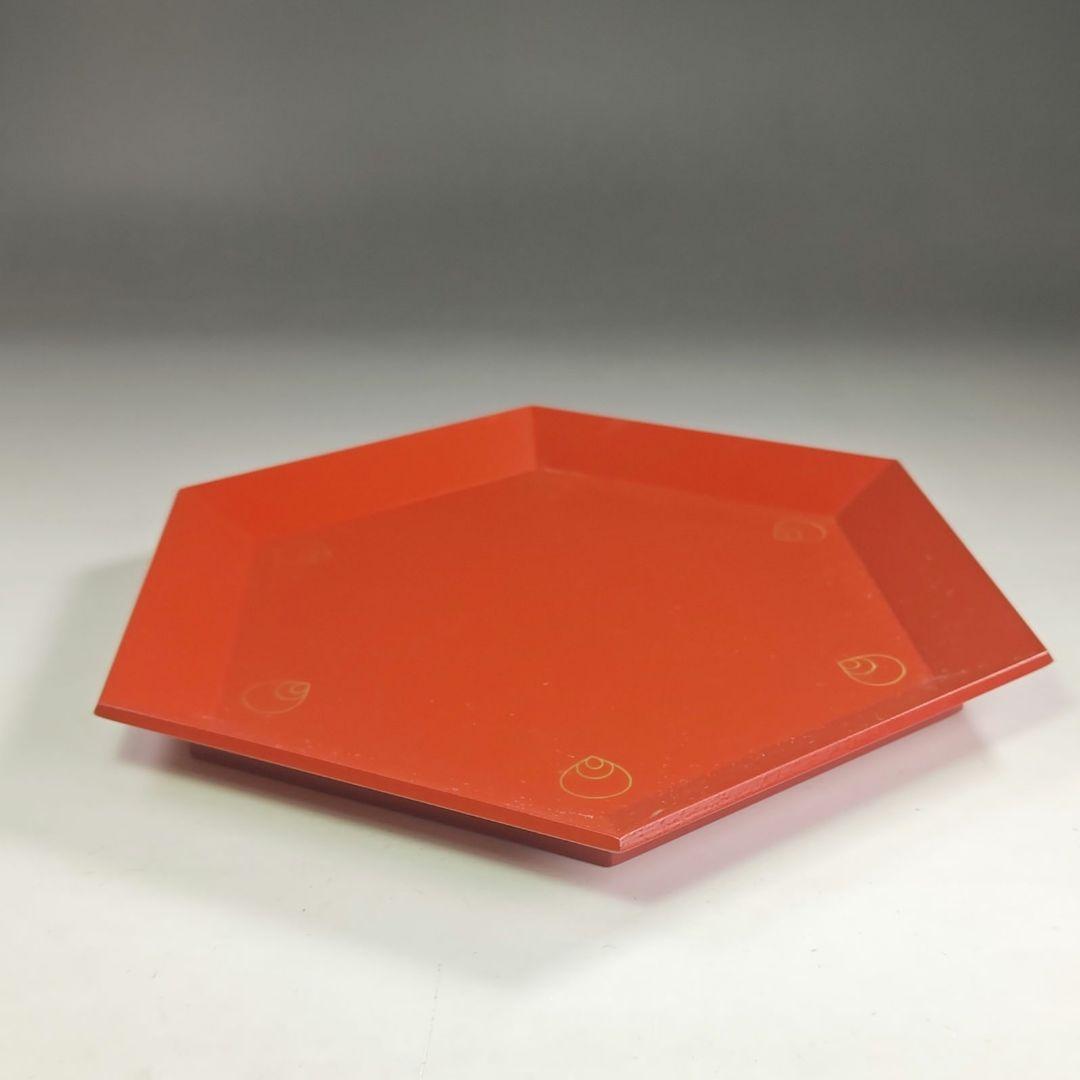 ウ299 盆『塗師　助田宗明』『宝珠盆　朱塗　六角盆　共箱』茶道具　漆塗