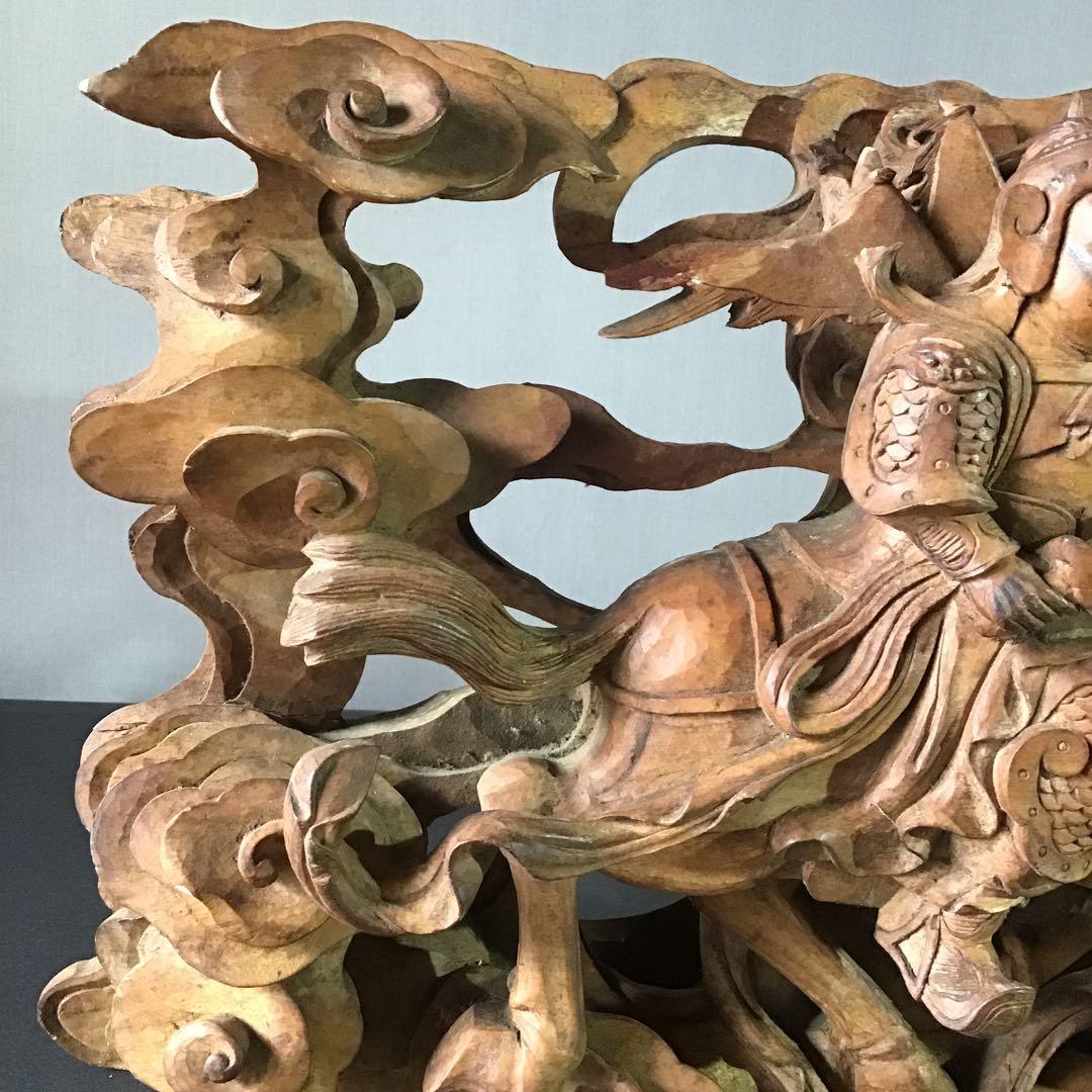 欅厚板　「劉備玄徳騎馬像」和彫　民藝