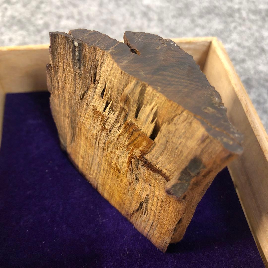 2412−25 高級香木 伽羅 39g 認定印木箱