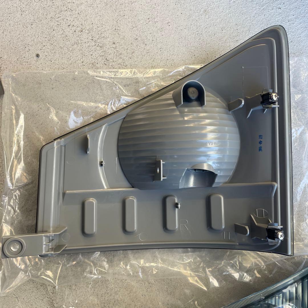 フロントウインカーランプ　スモークR/Lセット　いすゞ　エルフ、フォワード