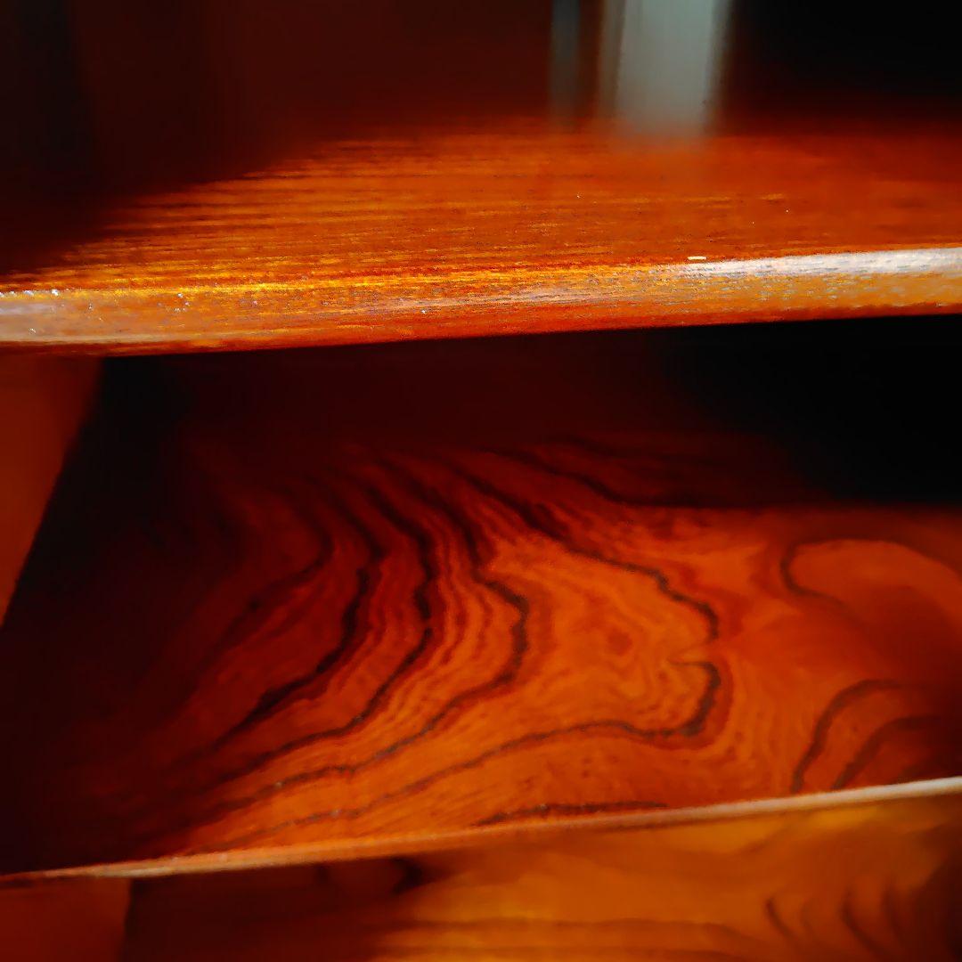 茶箪笥　漆器　木製品　高級家具　アンティーク　木目