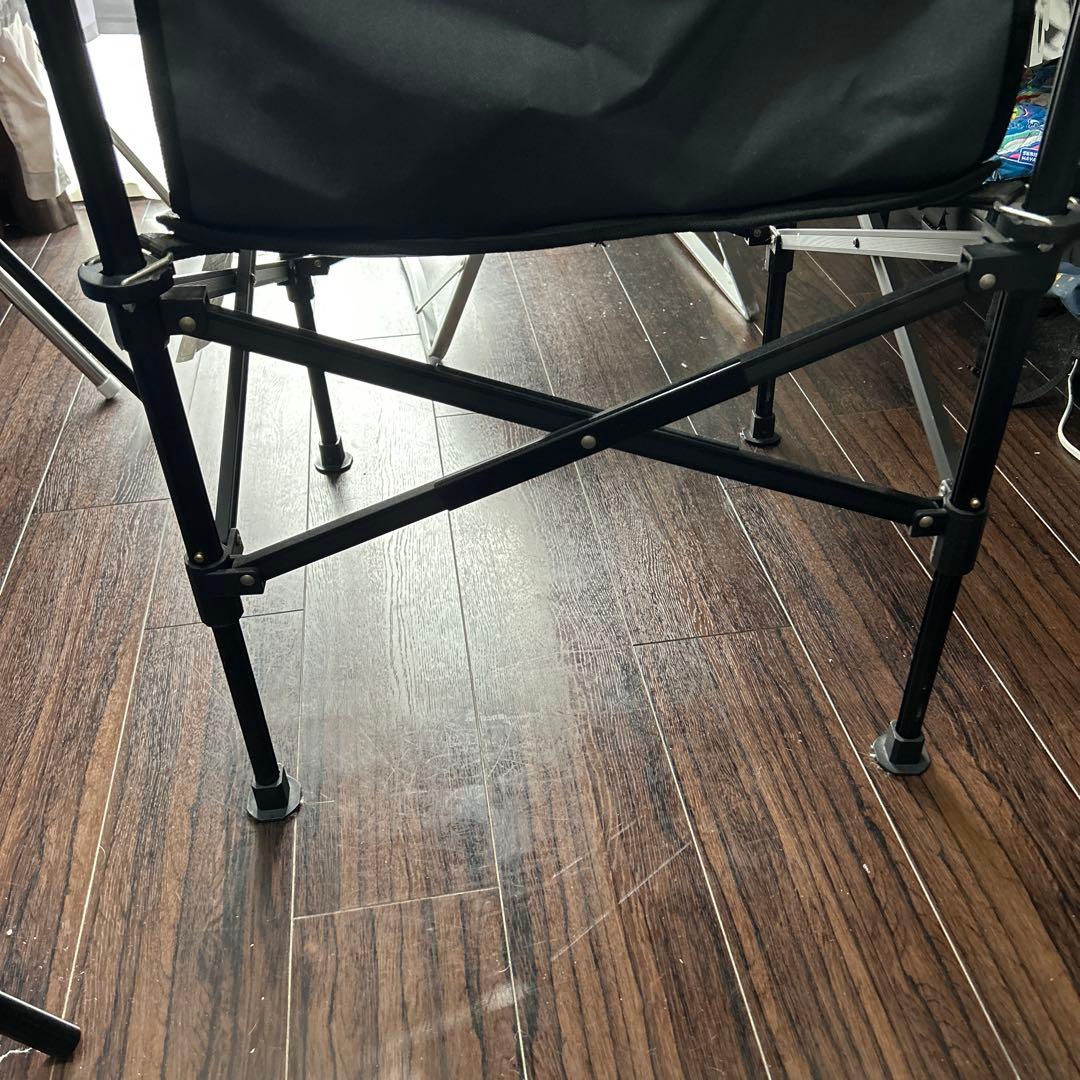 Colemanアウトドアチェア グレーとネイビー二脚セット　キャンプ　海川プール