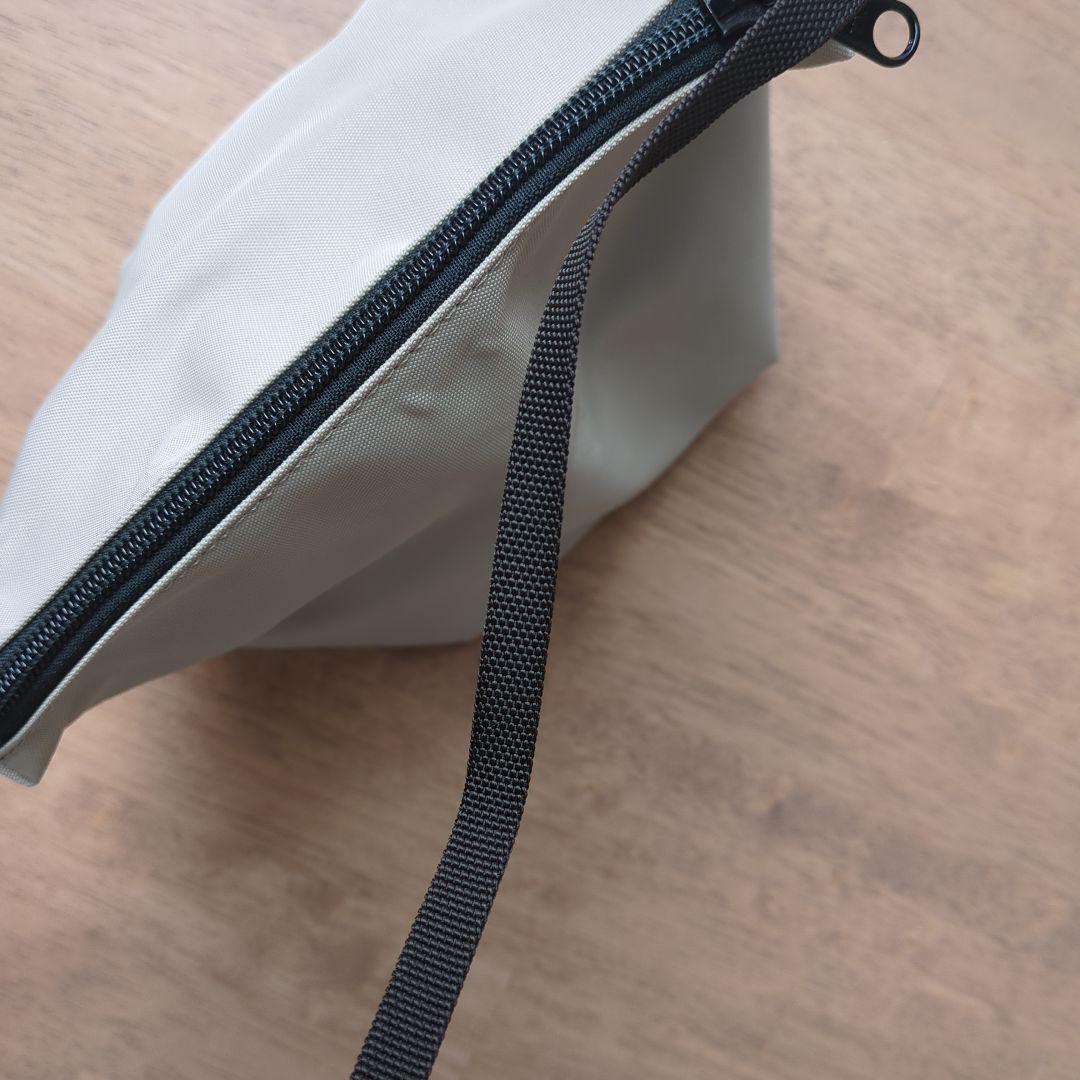 エルベシャプリエ ベージュショルダーバッグ