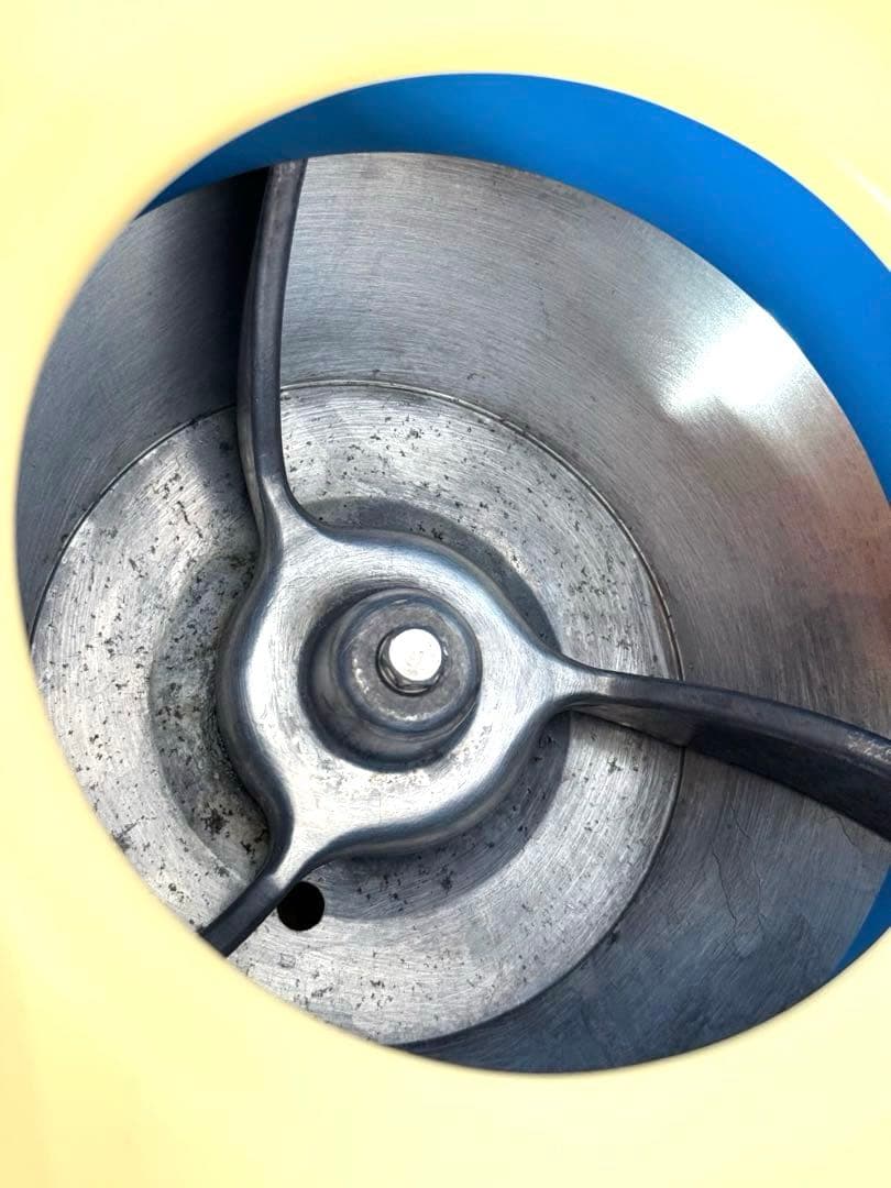 人気の初雪 ♪ 動作確認済み 強力　レトロ　電動かき氷機　HC-18C