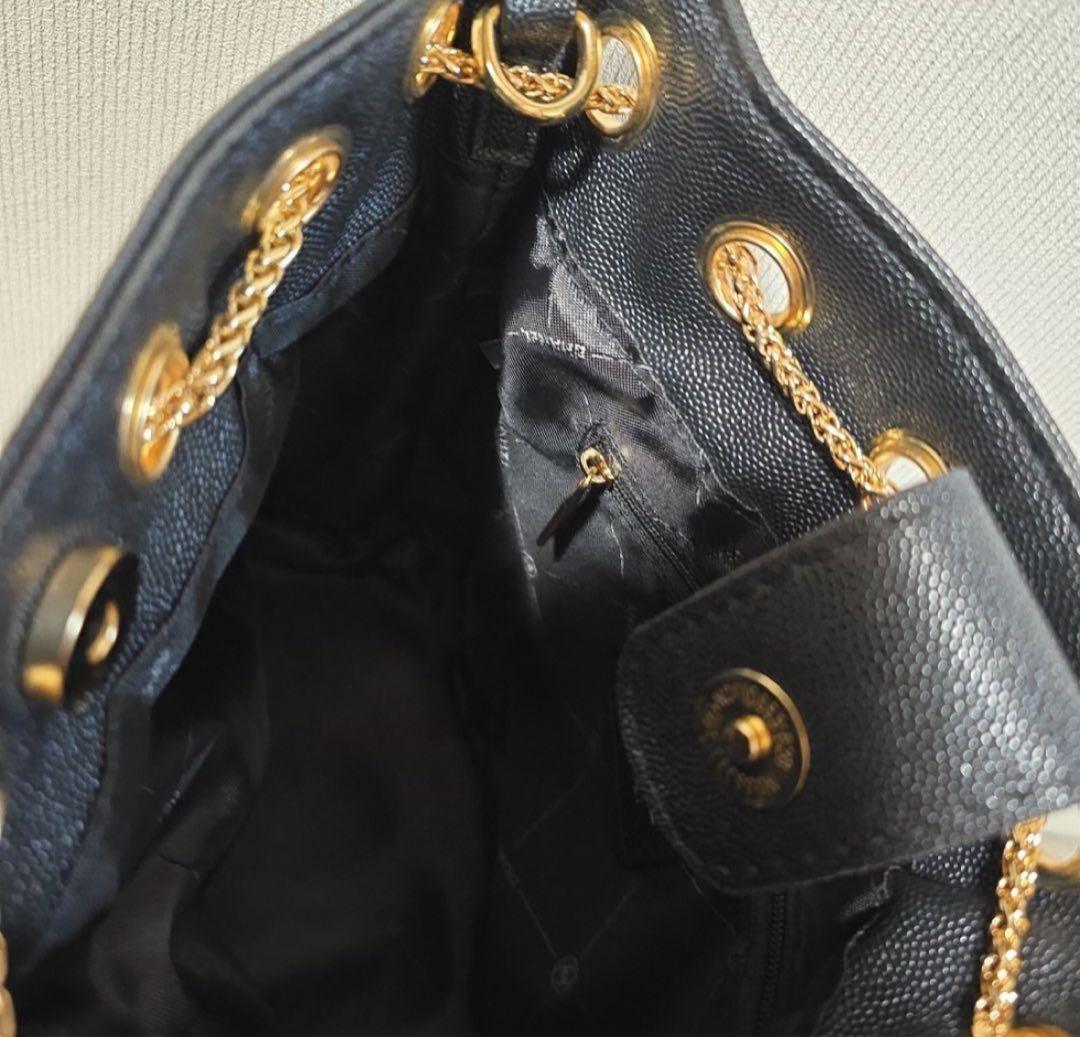 CHANEL キルティングショルダーバッグ