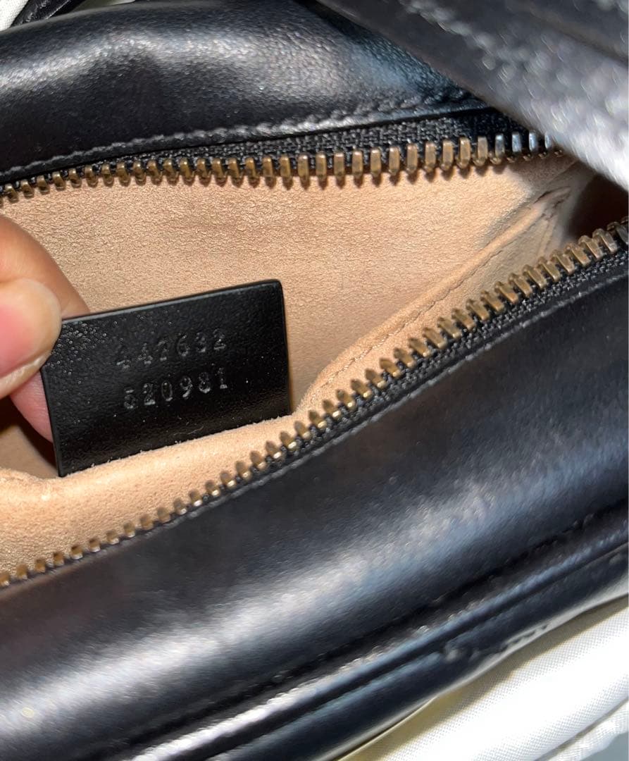 GUCCI マーモント ブラック GGロゴ ショルダーバッグ グッチ