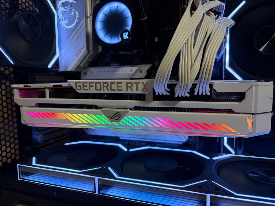 グラフィックボード・グラボ・ビデオカード ASUS GeForce RTX 3080 20GB ROG