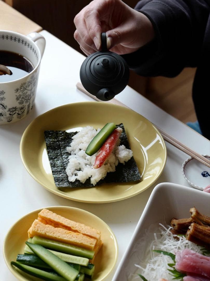 東屋 醤油差しNo.2 ＋　春菊七福神　scope