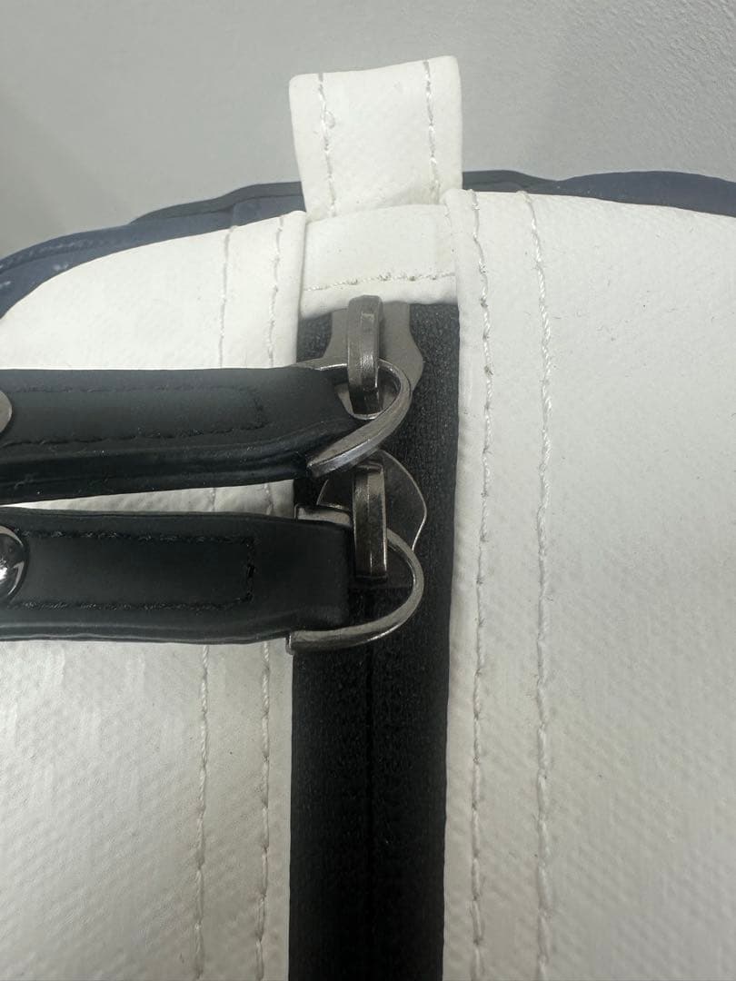 ほぼ未使用 ユナイテッドアローズゴルフ ウロコ レンジバッグ ネイビー／ホワイト