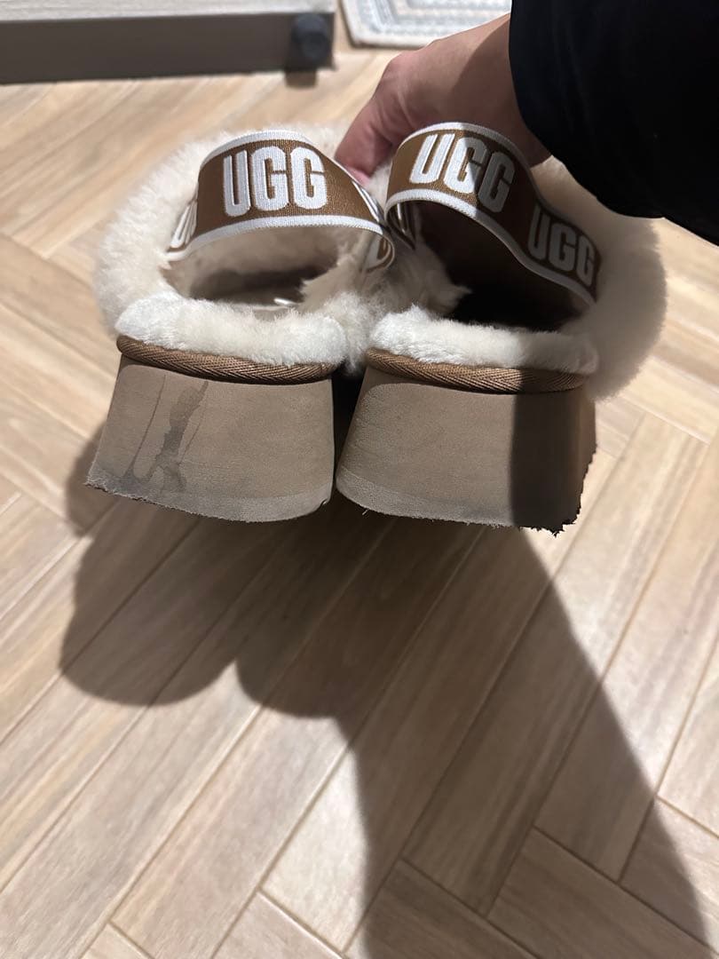 だひょん　UGG Funkette 25cm