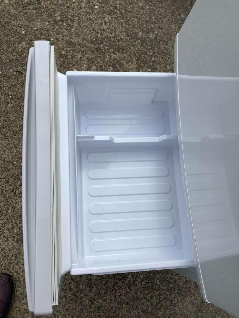 美麗 シャープ 2ドア冷蔵庫 SJ-14E7-KW 2020年製 137L