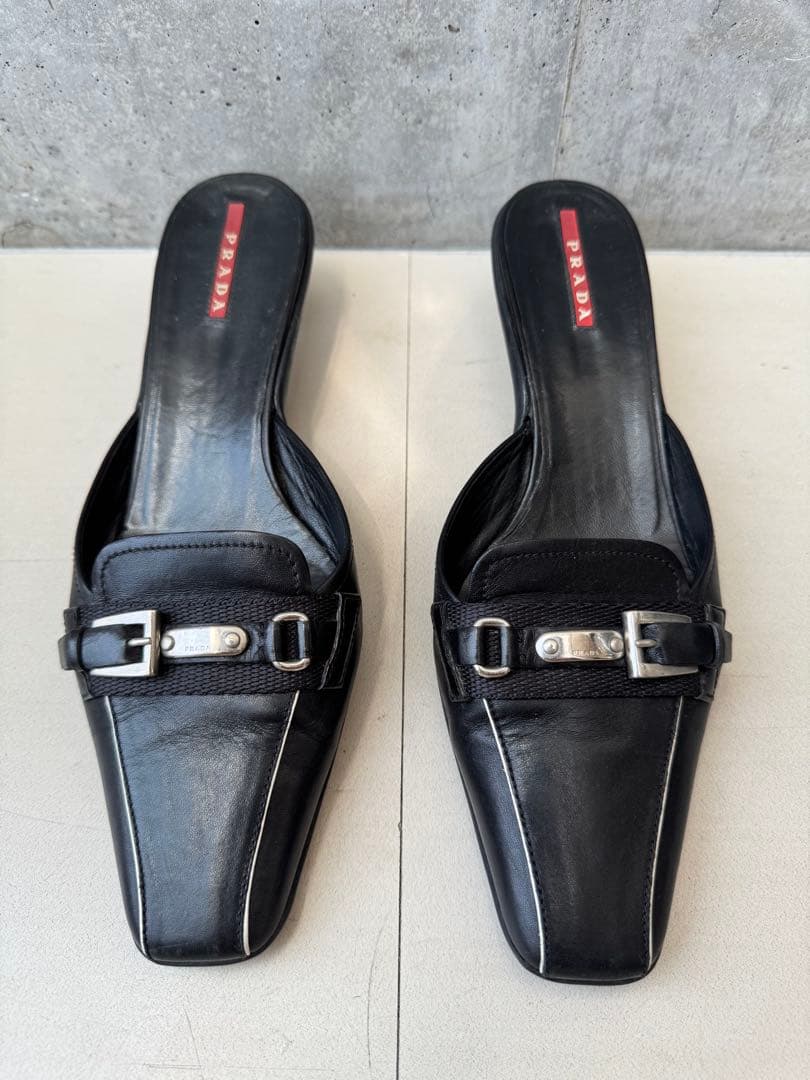 PRADA 低いヒールシューズ　37.5