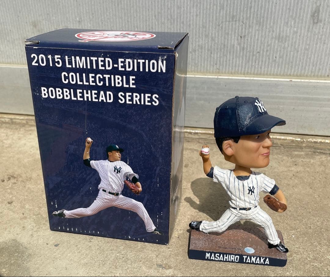 田中将大 ボブルヘッド 　ヤンキース　首振り人形　フィギュア　日米通算　200勝