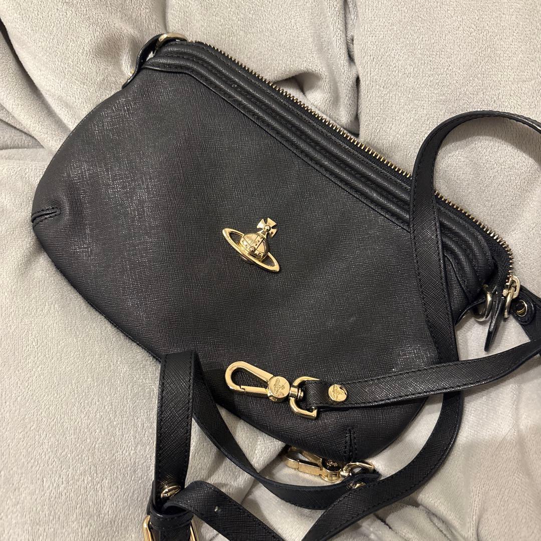 ヴィヴィアンウエストウッド