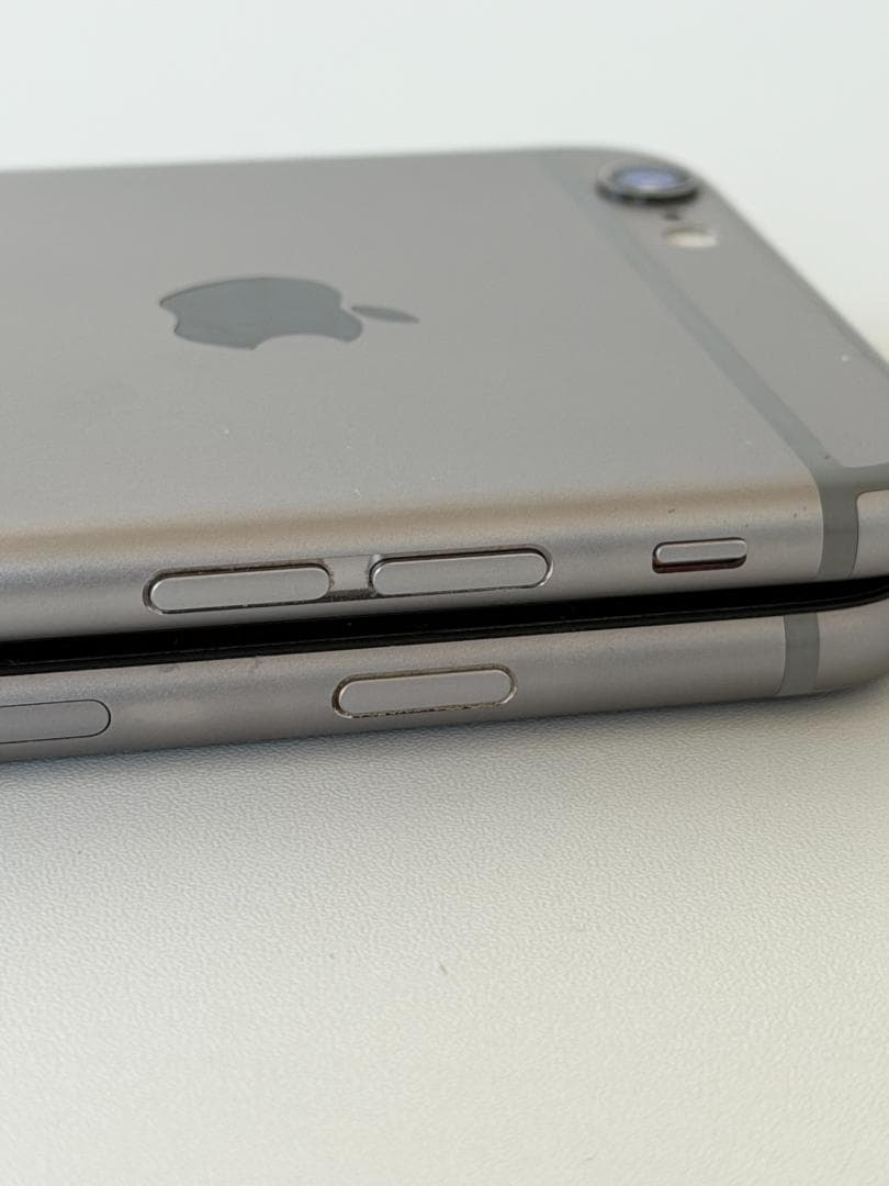 iPhone 6s A1688 2台セット 初期化済 SIMロック解除済み