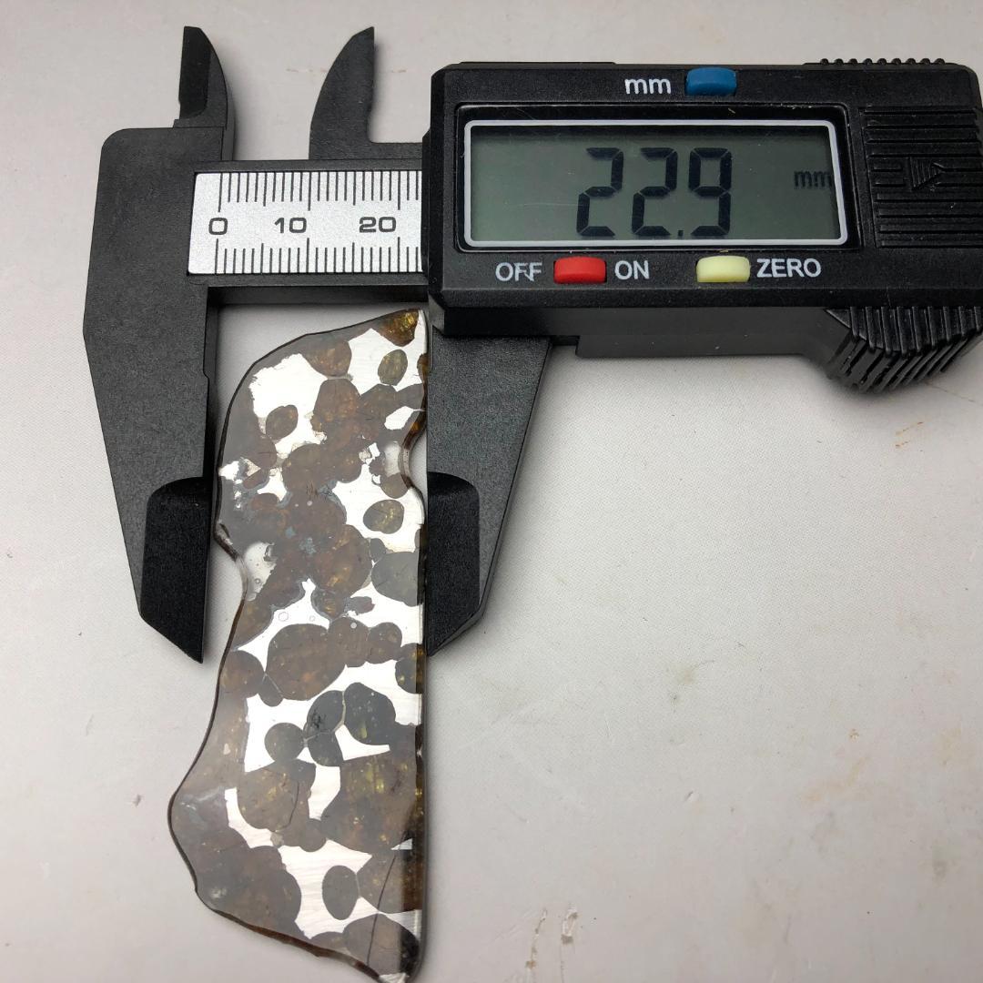 パラサイト隕石 隕石　石鉄隕石　セリコ隕石 美品　重さ約14ｇ　共箱