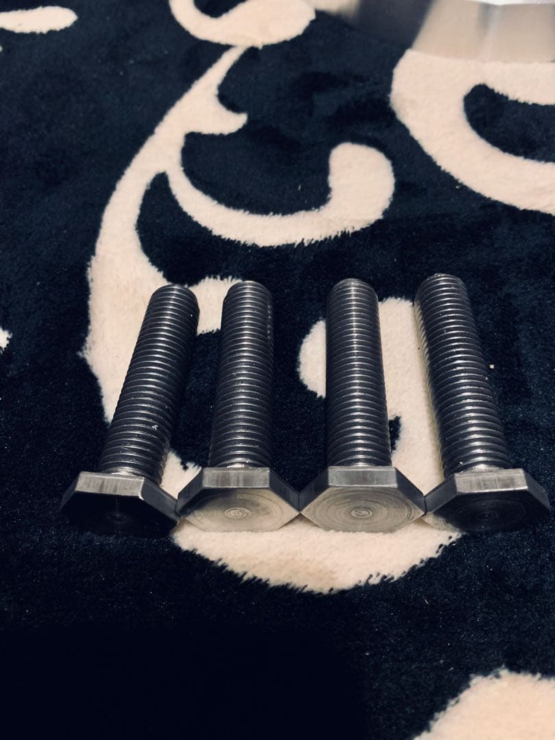 ズーマー　リアハブ変換スペーサー　ハブボルト仕様　マルチPCD 太足化