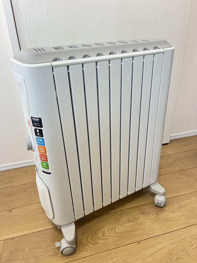 ※レモングラス※デロンギ オイルヒーター しっかり梱包のたのメル便発送