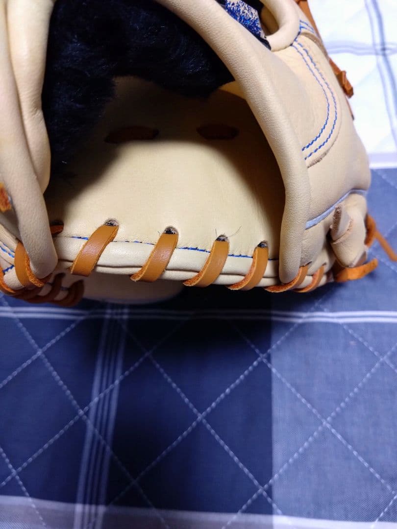 ぶ*ん様 ミズノオールラウンド　右投用軟式グローブ　スラッガーグラブ袋込