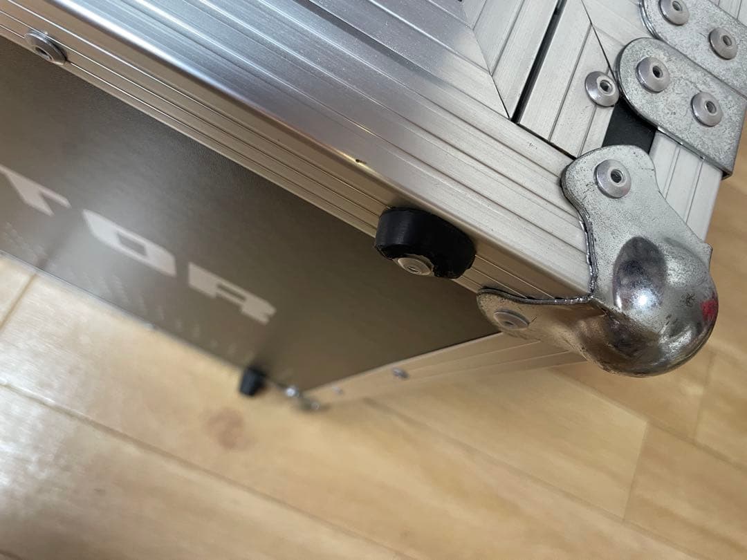 TRAKTOR KONTROL S4フライトケース付き