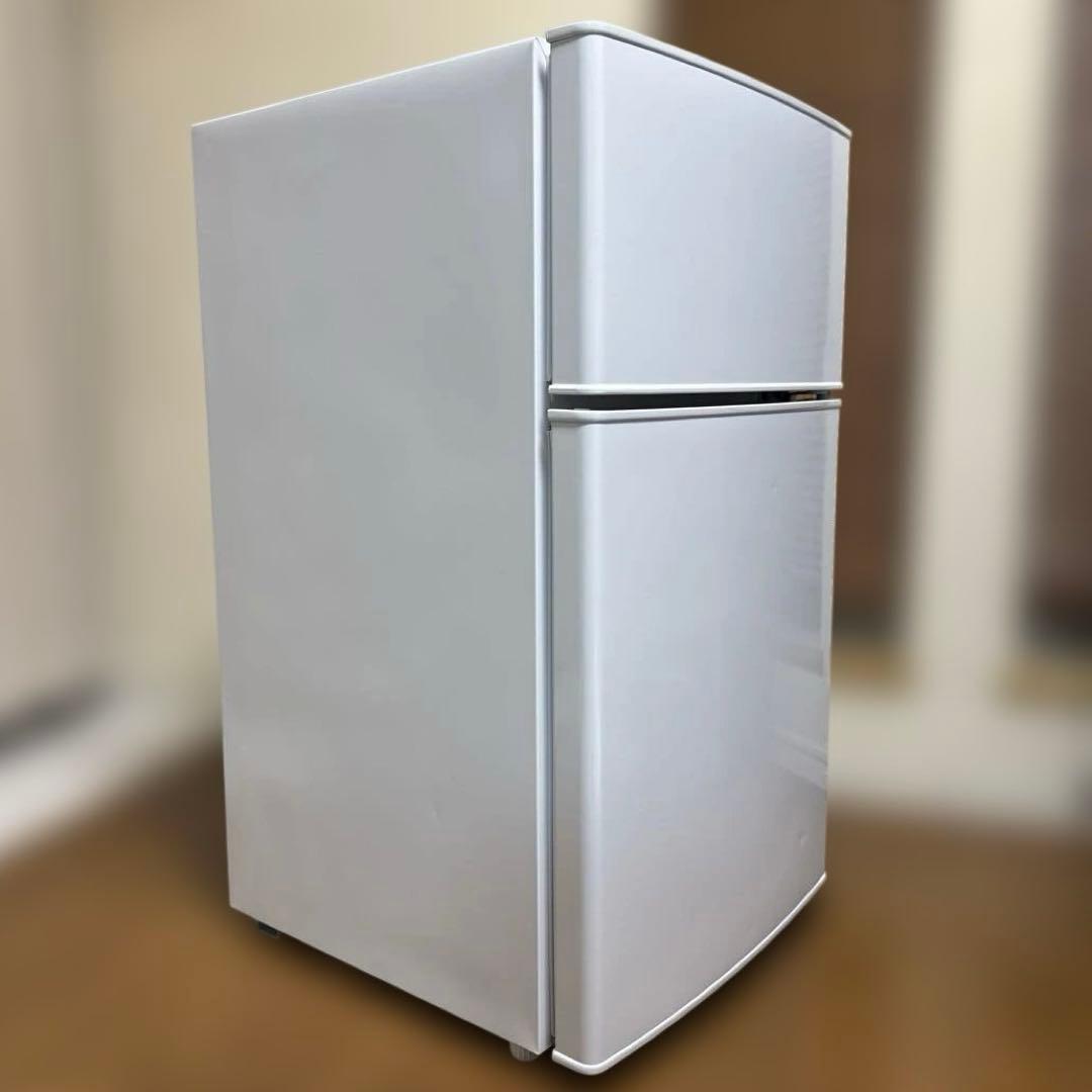 ELSONIC 2024年製 冷蔵庫 2ドア/右開き/85L