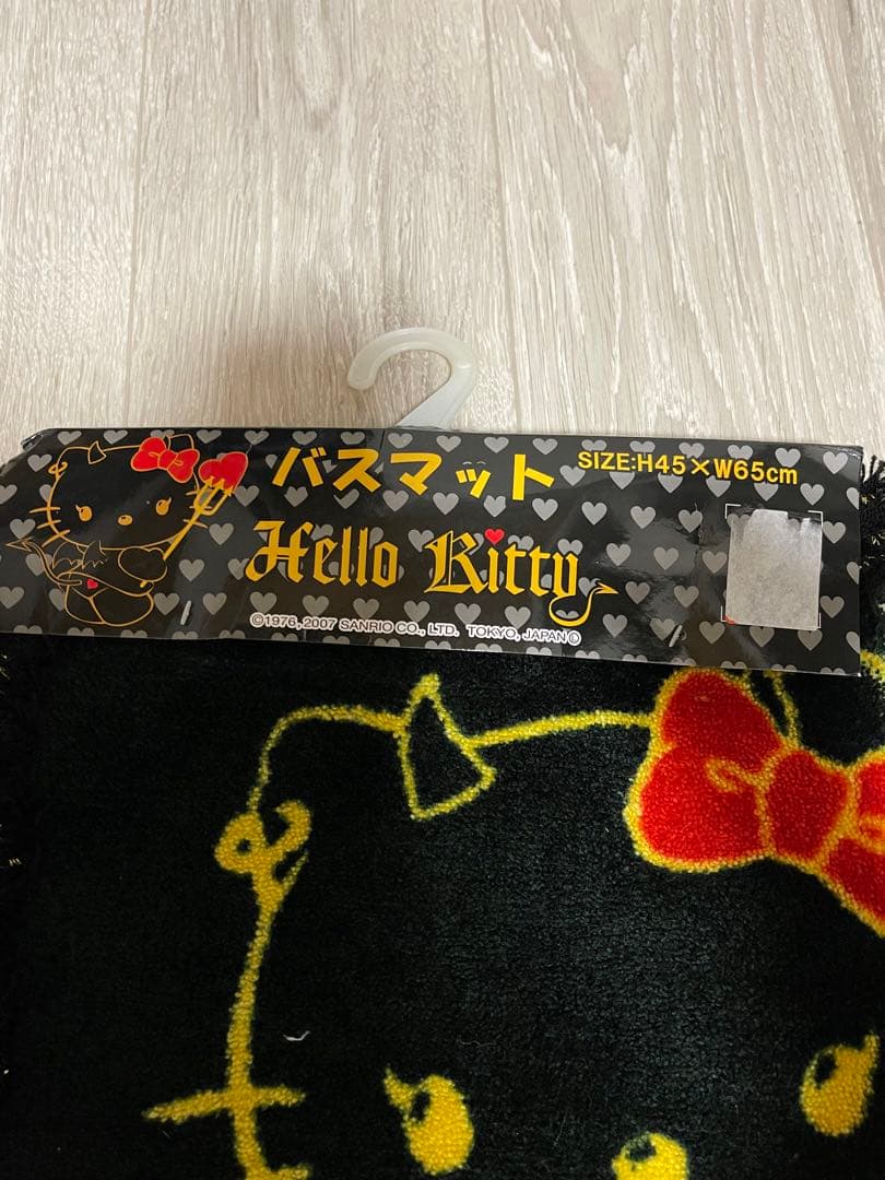 ハローキティ　悪魔　バスマットお値下げ中。