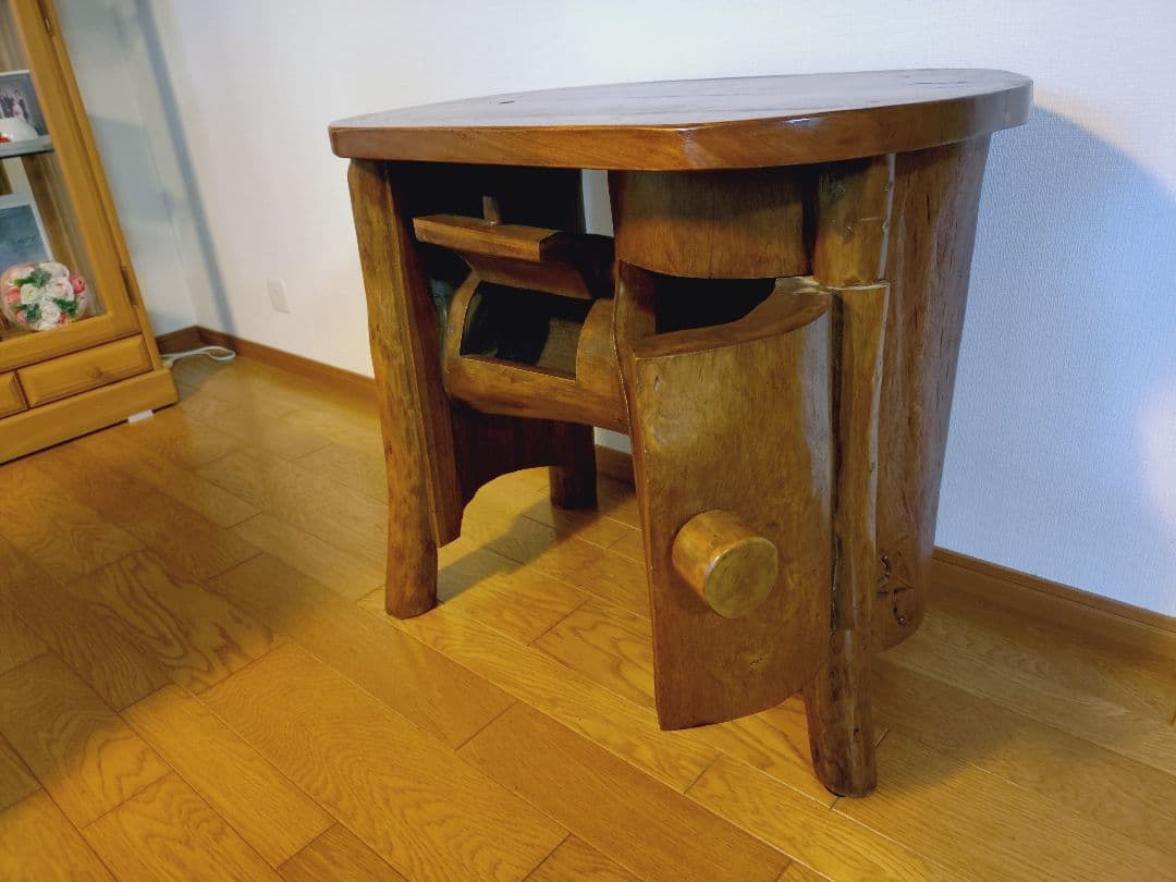 天然木 無垢の置き台、花台、プリンター台として最適。