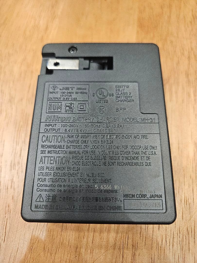 Nikon 1 J5 シルバー 10-30mm VR レンズキット 動作確認済み