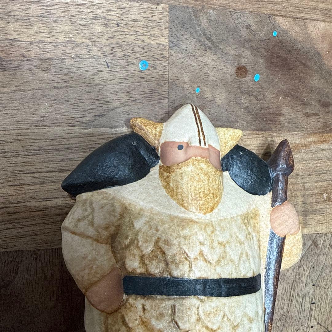 バイキングの戦士 陶器 リサラーソン