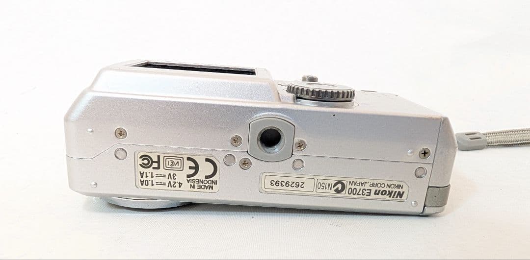 デジタルカメラ NIKON COOLPIX3700 FUJIFILM J250