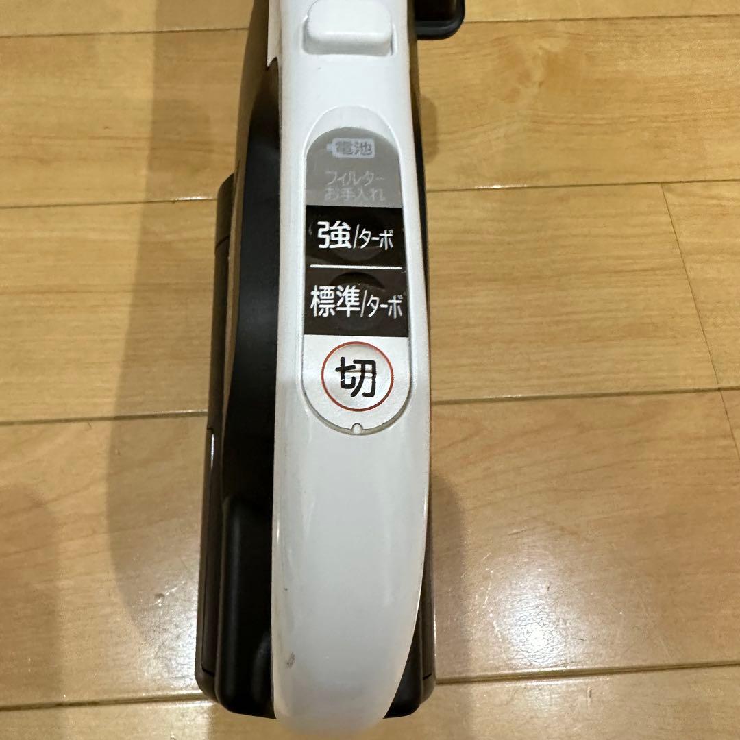 日立　充電式掃除機　付属品付き　PV-BKL11G