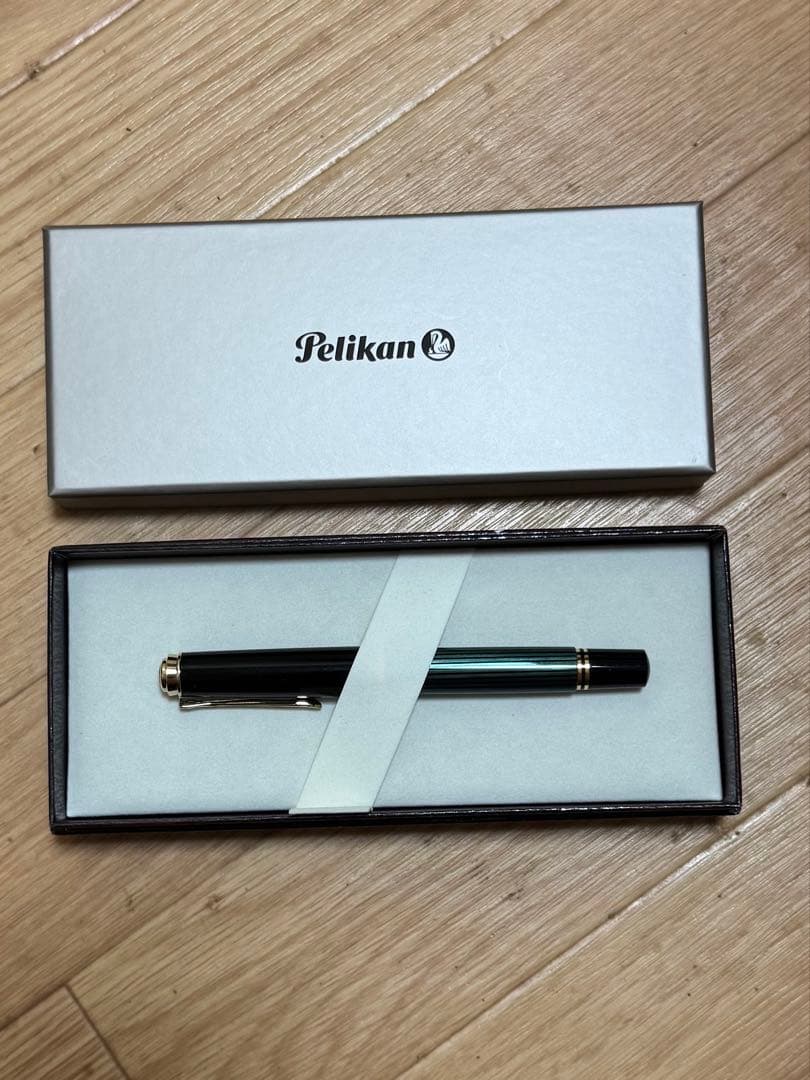 Plikan / ペリカン万年筆スーベレーン M600 グリーンストライプ F