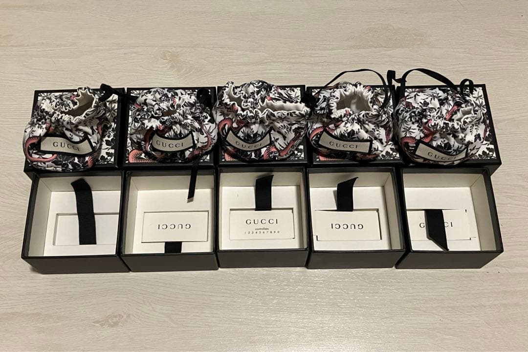 GUCCI 蛇柄空箱　アクセサリー空箱ギフトボックス ５個セット