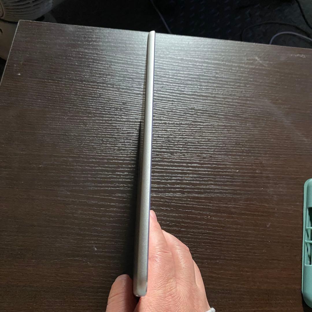 iPad本体 au iPad mini4 Wi-Fi+Cellular 128GB