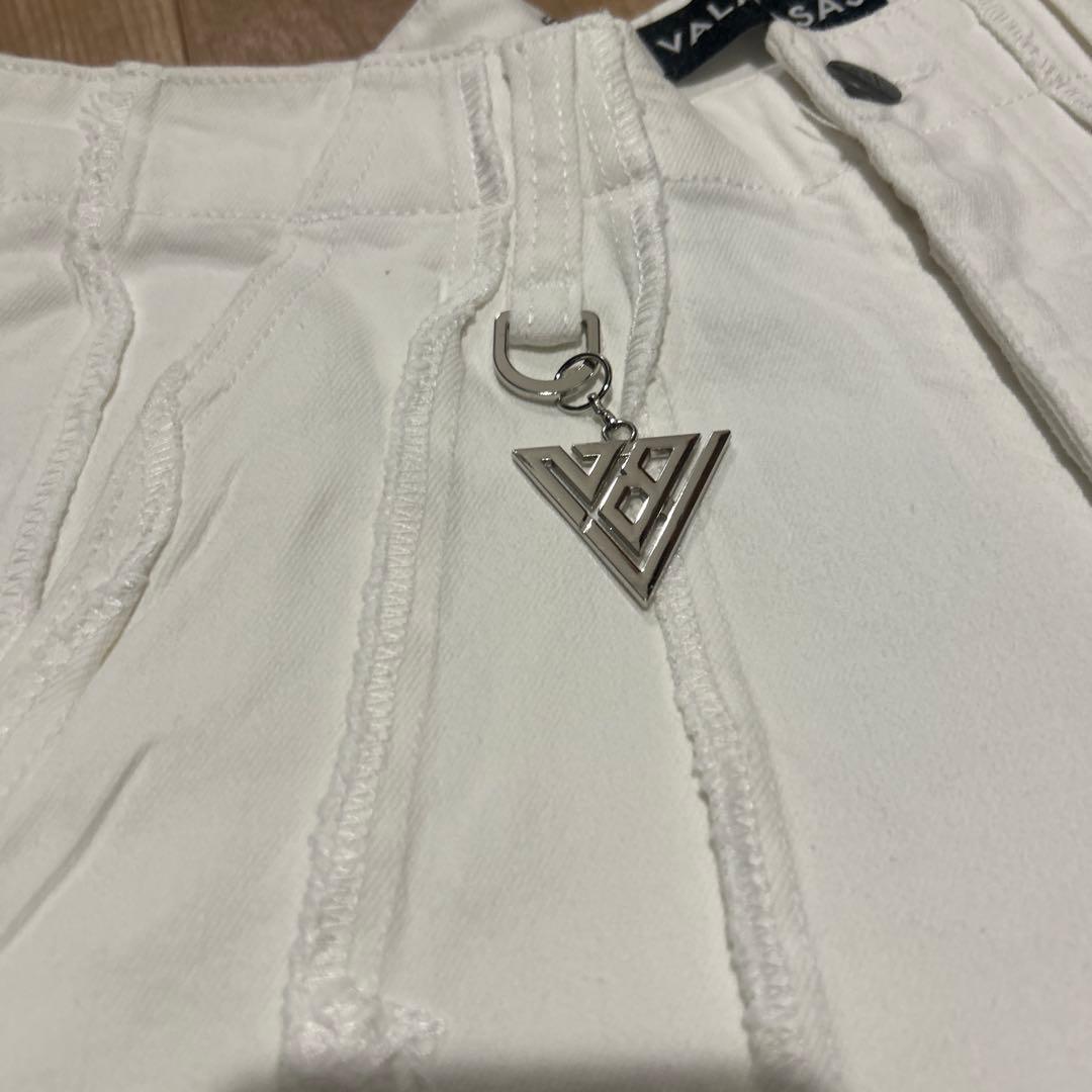 valabasas【新品未使用】ホワイトクラッシュフレアデニム 32