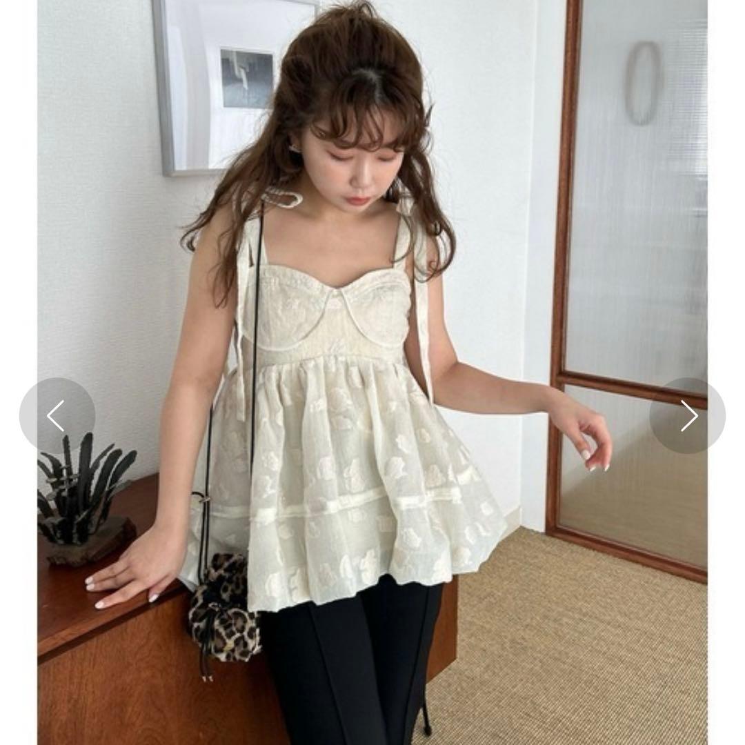 LILY BROWN リリーブラウン シアージャガードペプラムトップス