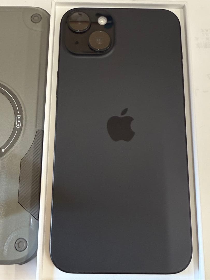 iPhone15 plus 128本体 USB-Cケーブル 耐衝撃ケース付き