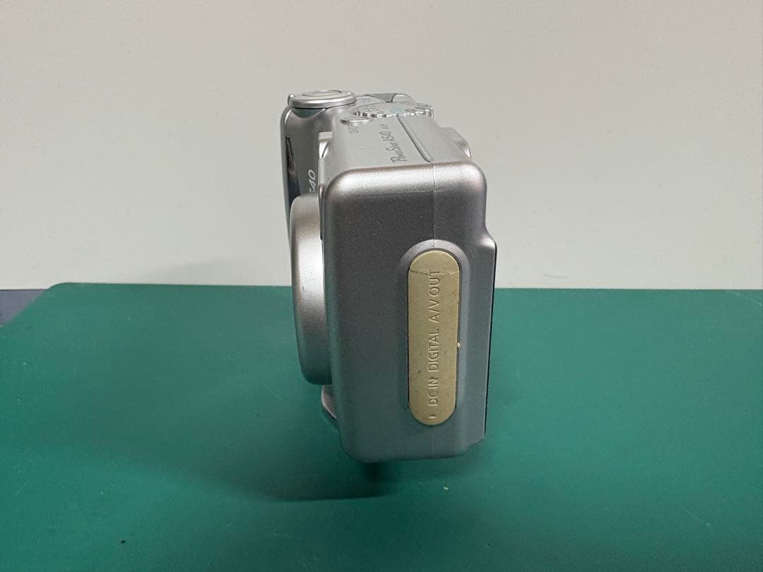 Canon PowerShot A540 中古　綺麗　新品1GB SDカード付