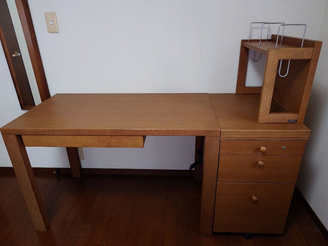 ②〈カリモク〉ボナシェルタシリーズ☆ワゴンモルトブラウン