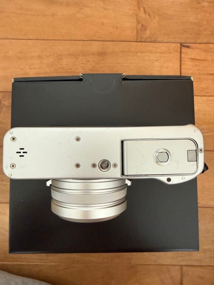 傷あり品 fujifilm x100vi シルバー