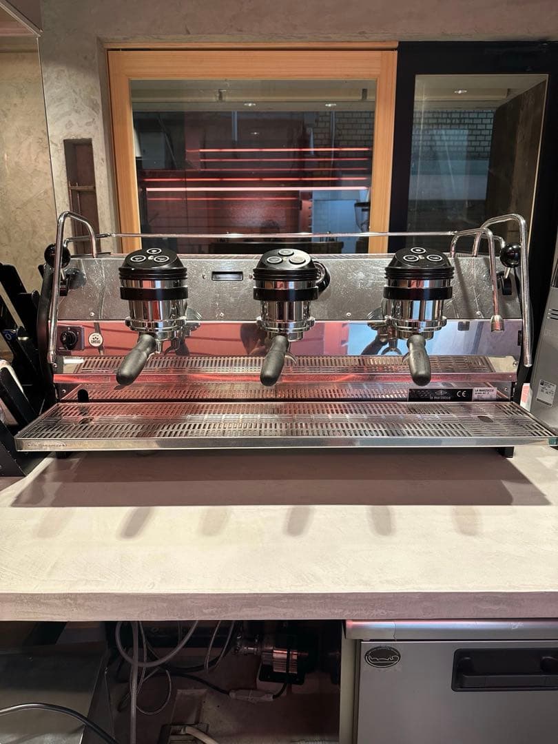 La Marzocco Strada 3gr ラ・マルゾッコ ストラーダ3連