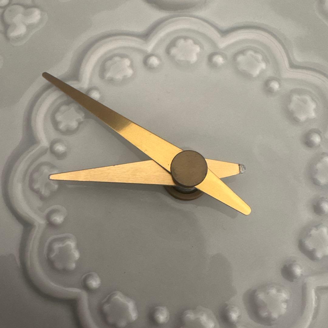 フラワーミッフィー限定・お花の掛け時計