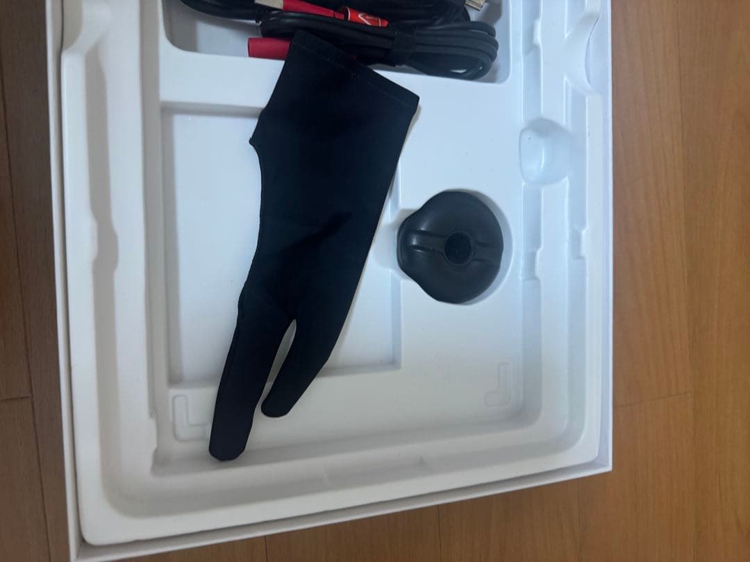 HUION KAMVAS13 液タブ　液晶ペンタブレット