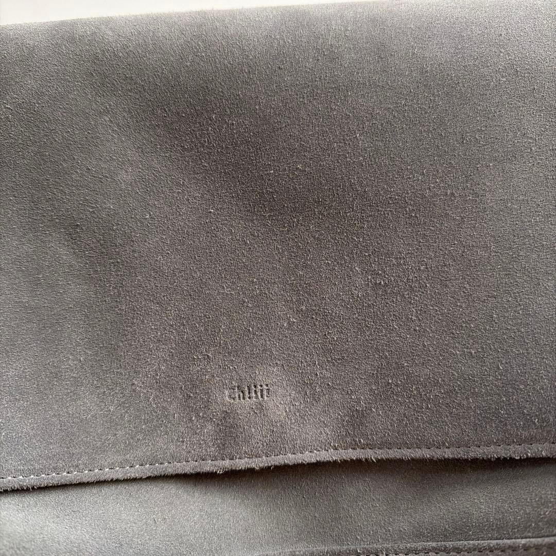 Chilli グレー スエード ショルダーバッグ