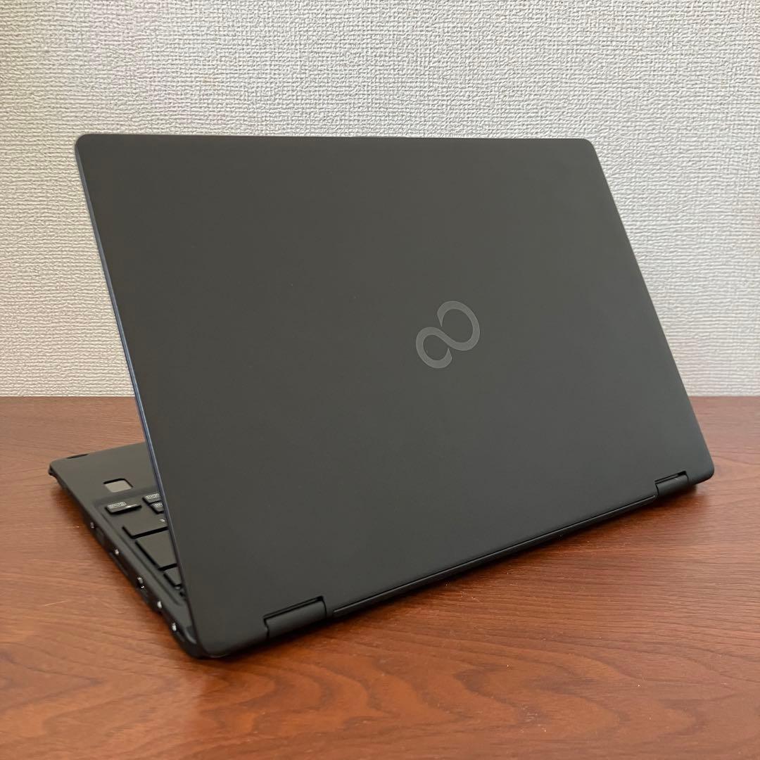 2in1タッチパネル LIEEBOOK U9310X 10世代i5 256GB