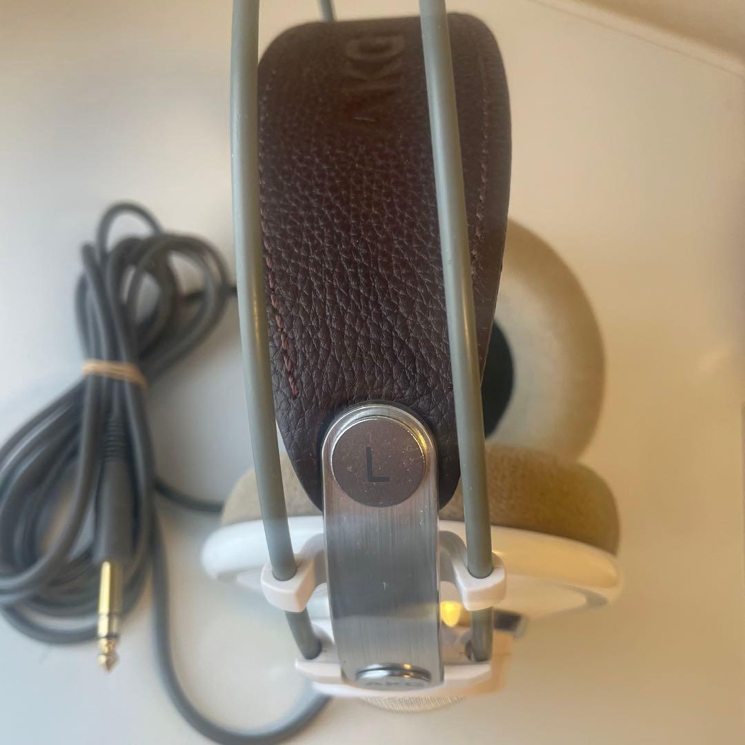 AKG モニターヘッドホン K701-Y3